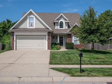 606 Briar Lane, Kearney, MO 64060