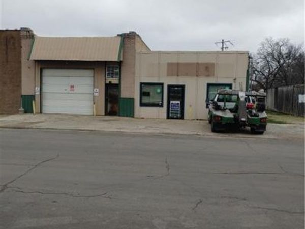 203 E FRONT Street, Perry, KS 66073