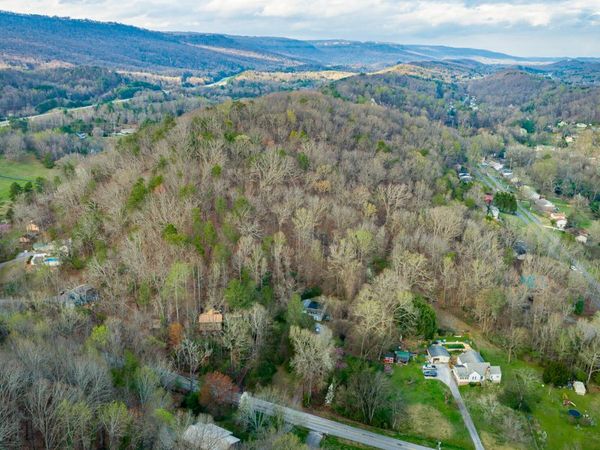 409 Browntown Road, Chattanooga, TN 37415