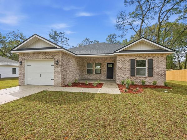 2584 Kingston Road, Crestview, FL 32536