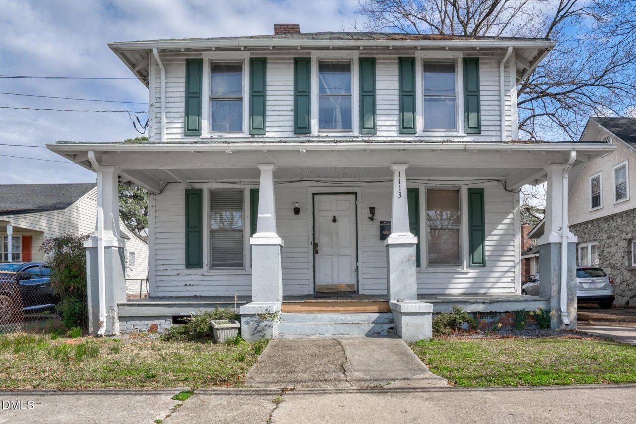 1113 Nash E, Wilson, NC 27893 Main Photo