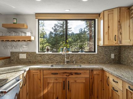 16911 Mt Rose Highway, Reno, NV 89511 Photo