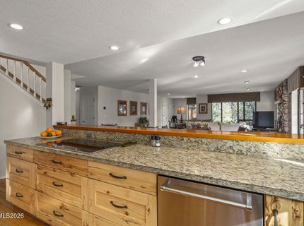 16911 Mt Rose Highway, Reno, NV 89511 Photo