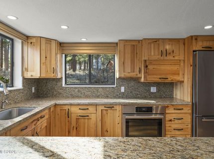 16911 Mt Rose Highway, Reno, NV 89511 Photo