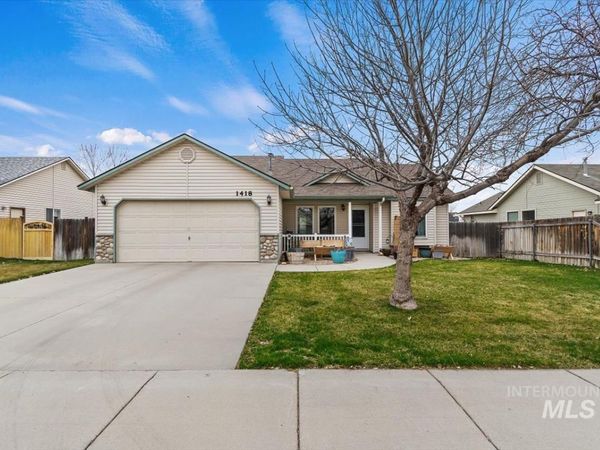 1418 W Aberdeen Ave, Nampa, ID 83686
