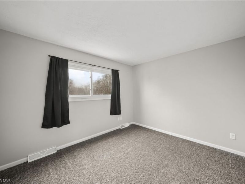 9870 Short Drive, Windham, OH 44288 Photo 19