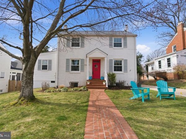2024 N KENTUCKY STREET, ARLINGTON, VA 22205