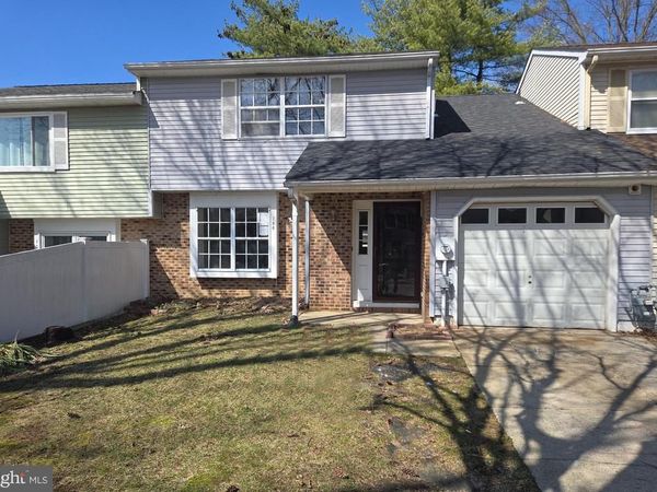 106 BANWELL LANE , MOUNT LAUREL, NJ 08054