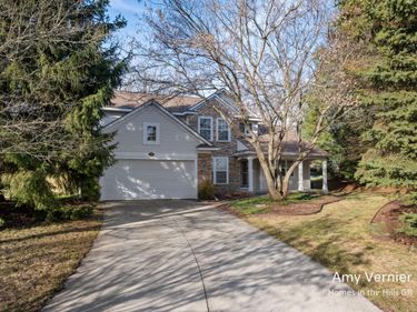 2755 Arbor Chase Drive NE, Grand Rapids, MI 49525