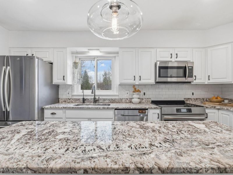 2390 Zollinger Road, Upper Arlington, OH 43221 Photo 22