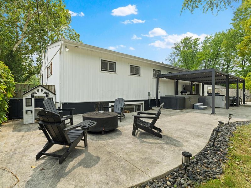 2390 Zollinger Road, Upper Arlington, OH 43221 Photo 67