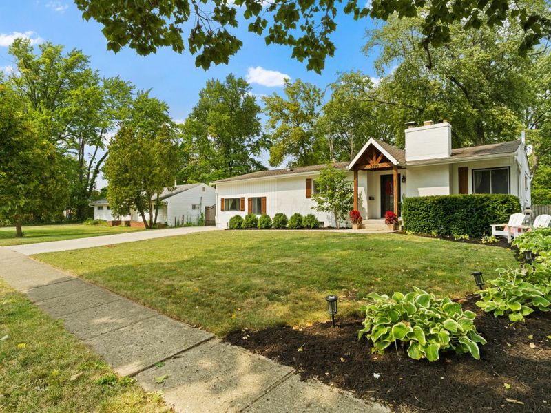 2390 Zollinger Road, Upper Arlington, OH 43221 Photo 7