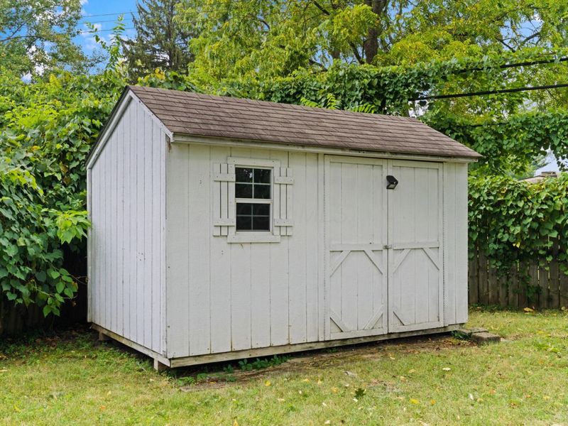 2390 Zollinger Road, Upper Arlington, OH 43221 Photo 86