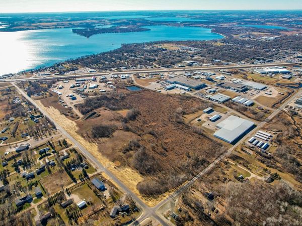 1240 Randolph Road , Detroit Lakes, MN 56501