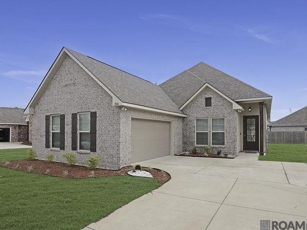 7044 Panama Canal Dr, Gonzales, LA 70737