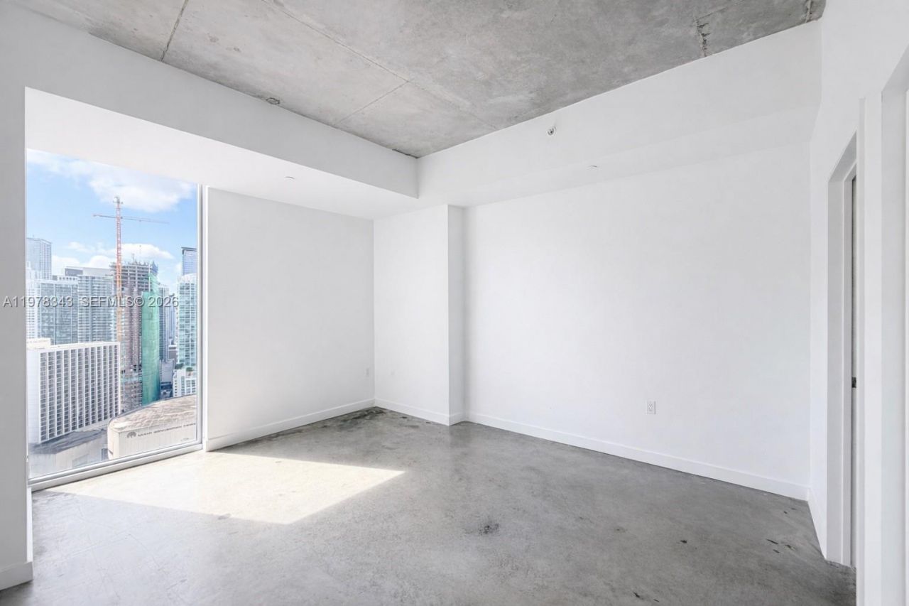 151 SE 1st St , Unit 3007, Miami, FL 33131 Photo