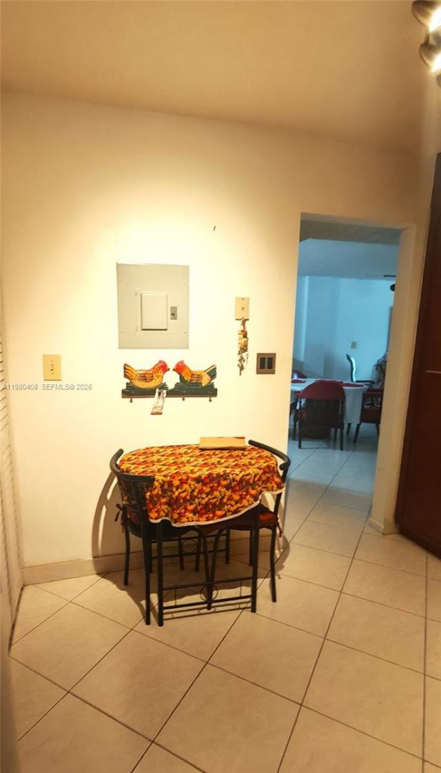 2802 N 46 Ave , Unit 521B, Hollywood, FL 33021 Photo