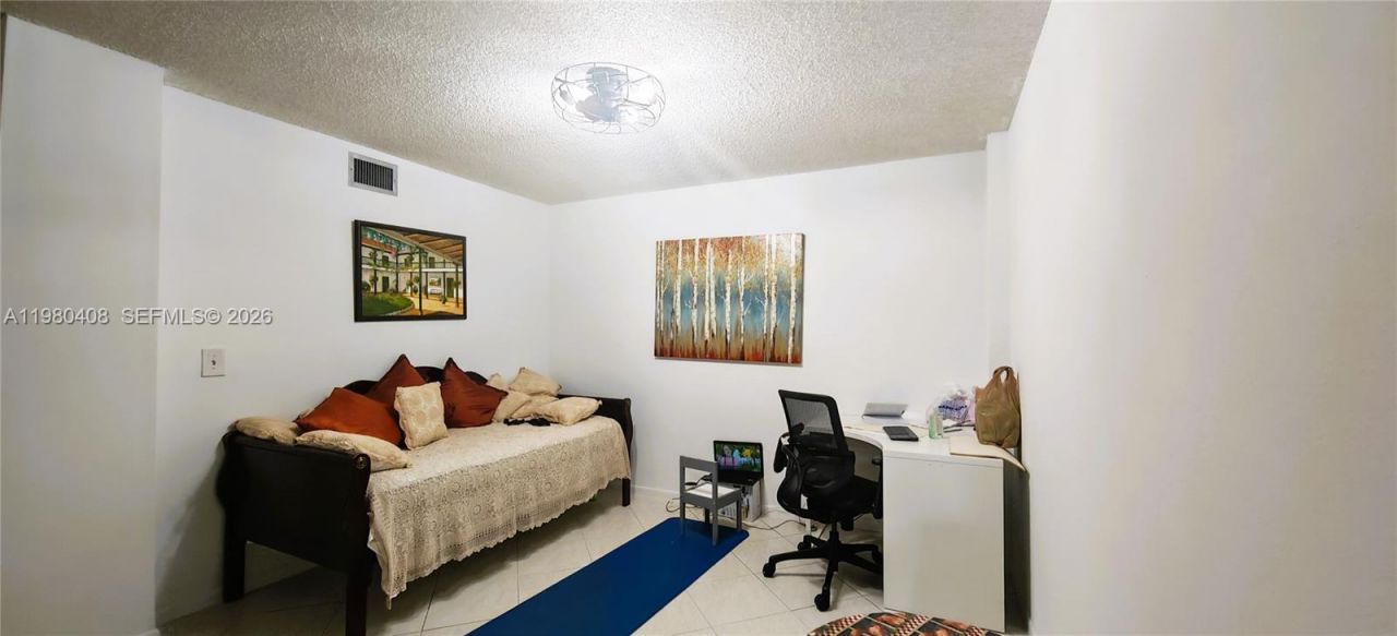 2802 N 46 Ave , Unit 521B, Hollywood, FL 33021 Photo