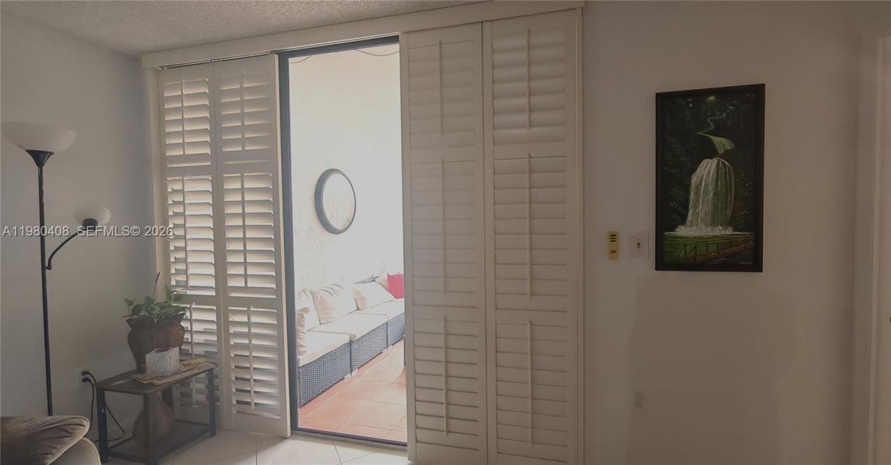 2802 N 46 Ave , Unit 521B, Hollywood, FL 33021 Photo