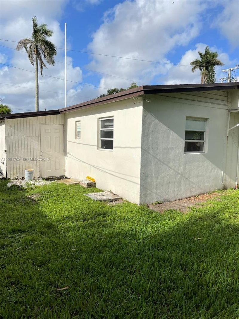 5751 SW 38th Ct , Davie, FL 33314 Photo