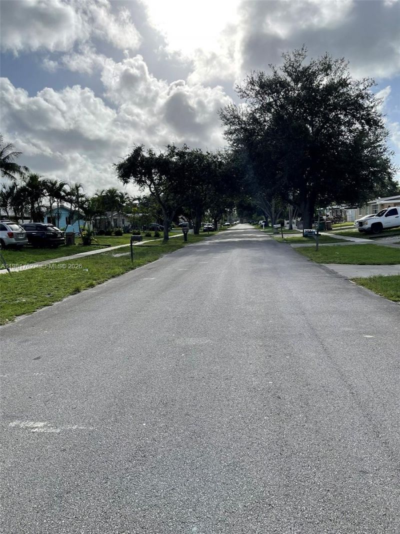 5751 SW 38th Ct , Davie, FL 33314 Photo