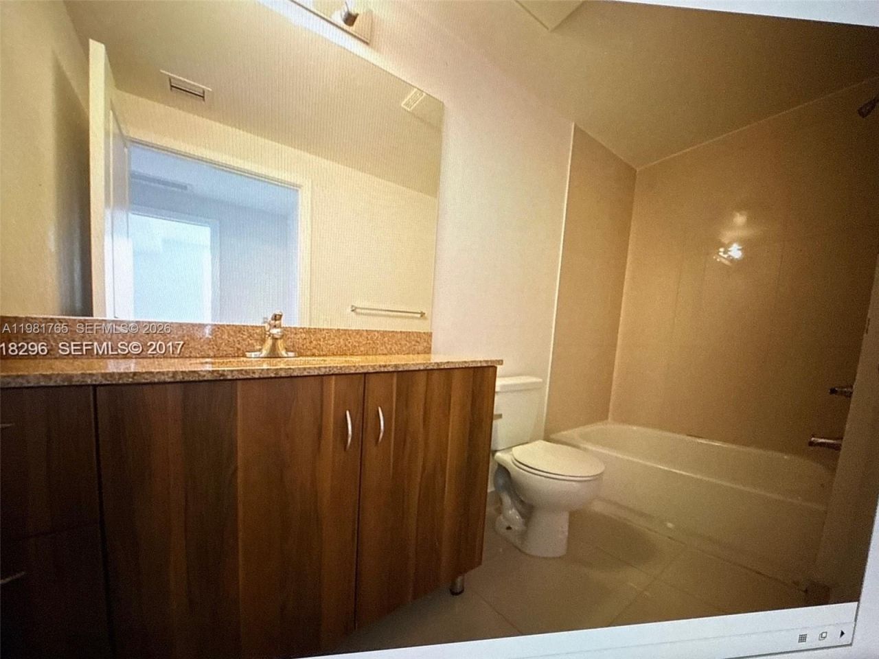 601 NE 23rd St , Unit 605, Miami, FL 33137 Photo