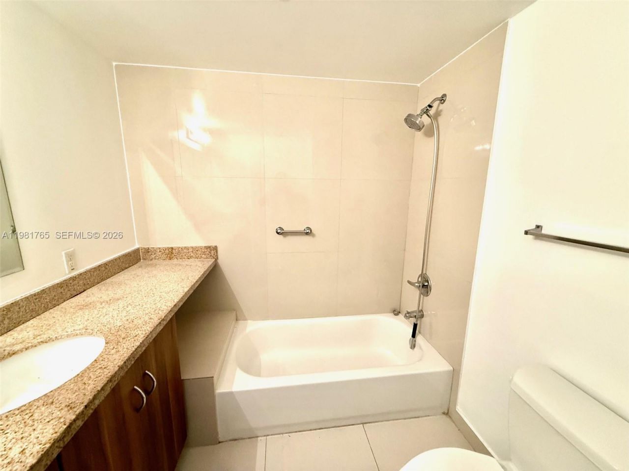 601 NE 23rd St, Unit 605, Miami, FL 33137 Photo