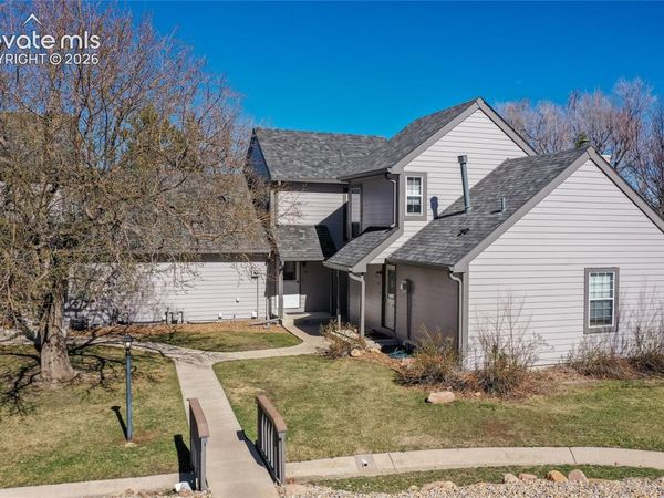 316 Cobblestone Drive, Colorado Springs, CO 80906