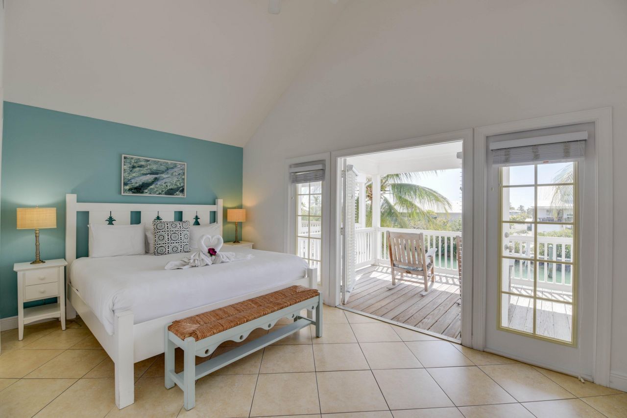 12399 Overseas Highway, Unit 5, Marathon, FL 33050 Photo