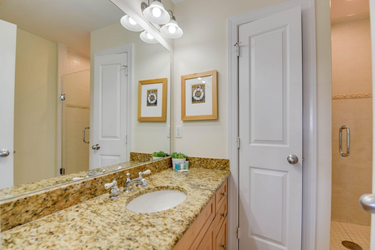 12399 Overseas Highway, Unit 5, Marathon, FL 33050 Photo