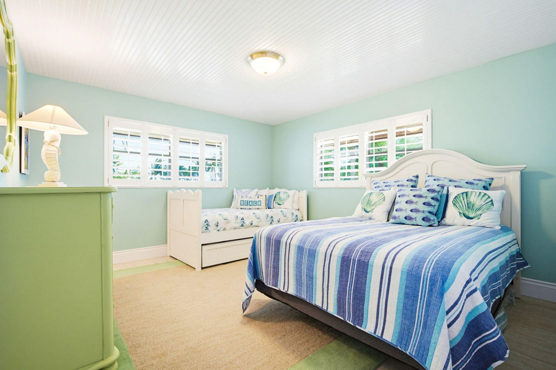 425 Harbour Drive, Duck Key, FL 33050 Photo