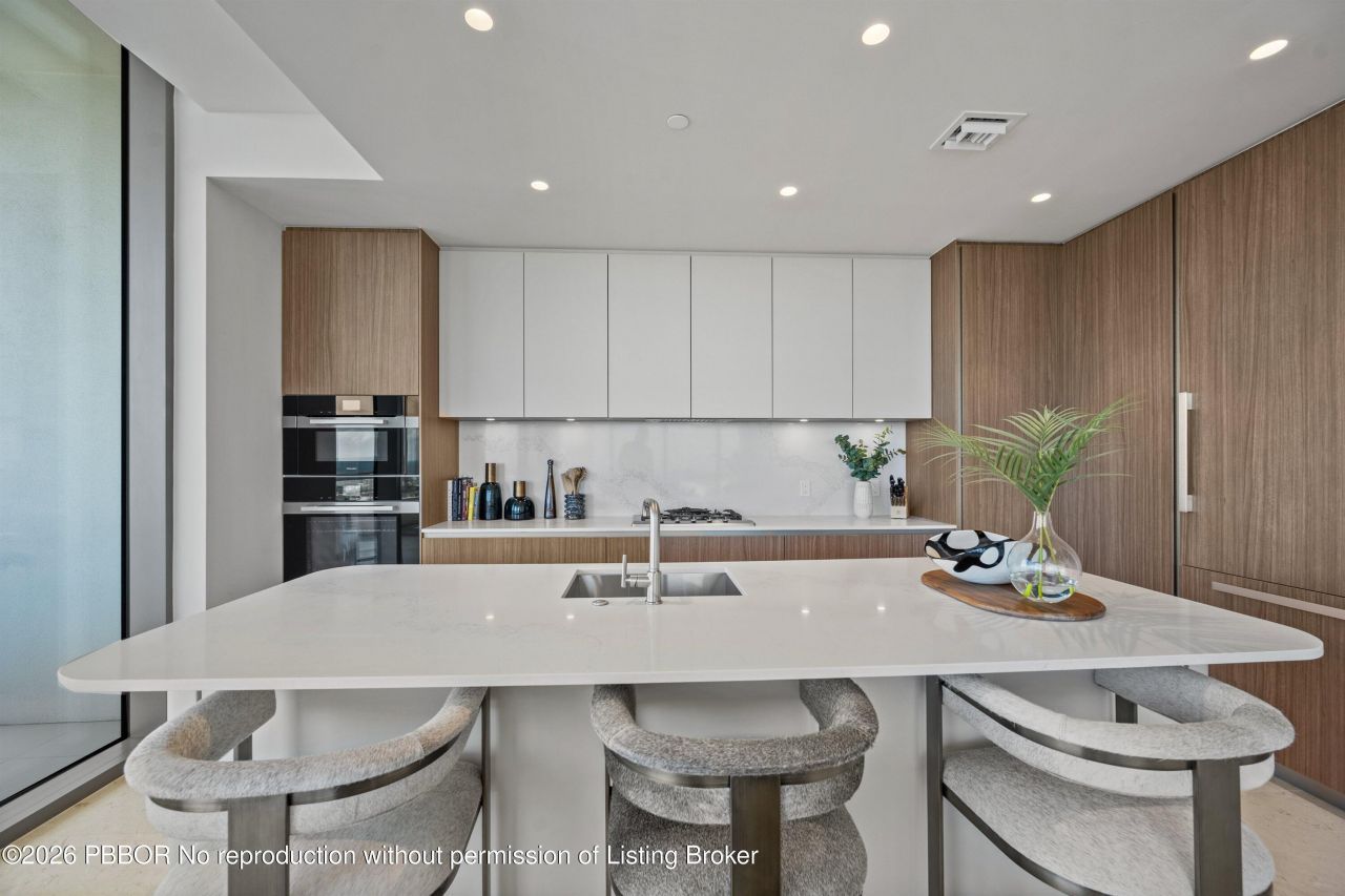 200 Arkona Court, Unit 2302, West Palm Beach, FL 33401 Photo