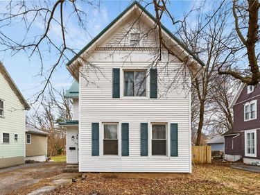 31 Church Street, Phelps, NY 14532