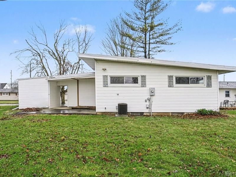 114 Cherry Lane, Wapakoneta, OH 45895 Photo 17