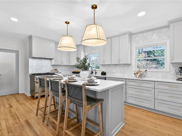 3811 N Stratford Road NE, Atlanta, GA 30342