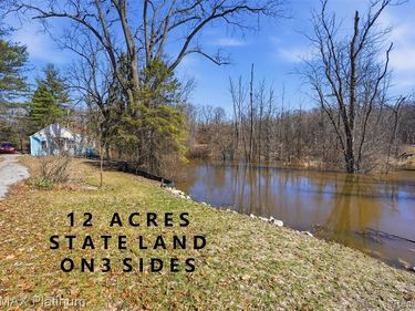 2555 E Cohoctah Road, Deerfield Twp, MI 48855