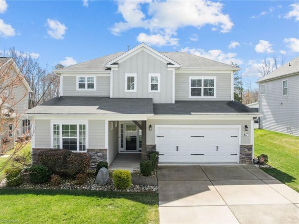 817 Blue Moon Court, Greensboro, NC 27455