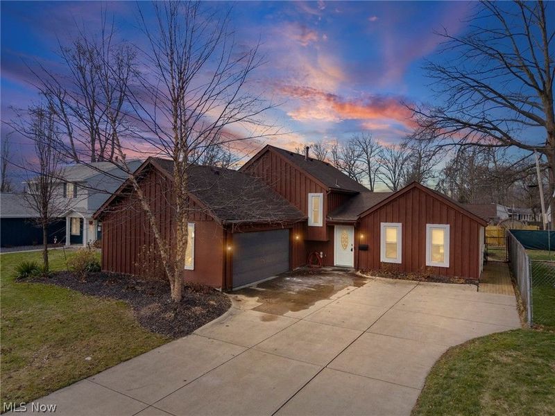 110 Wilshire Court, Elyria, OH 44035 Photo 1