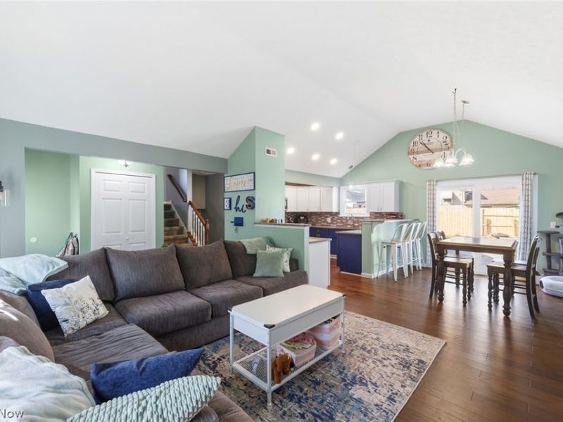 110 Wilshire Court, Elyria, OH 44035 Photo 10