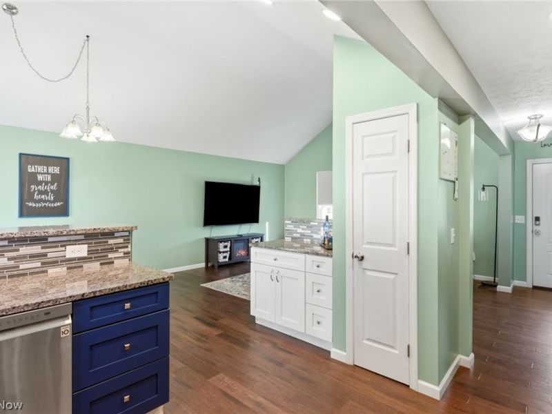 110 Wilshire Court, Elyria, OH 44035 Photo 16