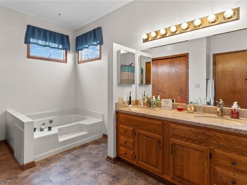 64508 Slade Road, Cambridge, OH 43725 Photo 21