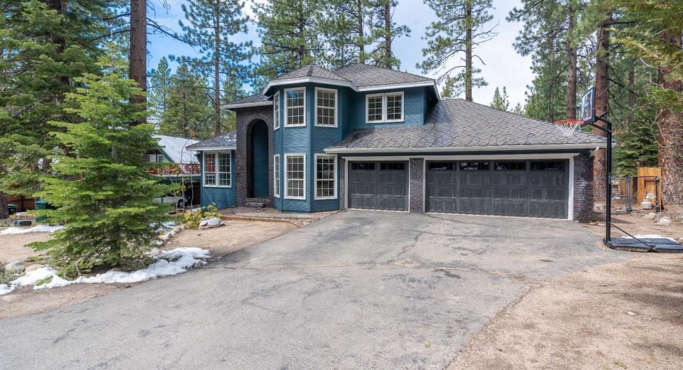 1897 Talbot Place, South Lake Tahoe, CA 96150 Photo