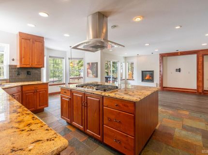 1897 Talbot Place, South Lake Tahoe, CA 96150 Photo