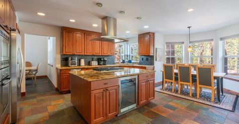 1897 Talbot Place, South Lake Tahoe, CA 96150 Photo