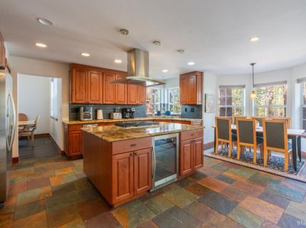 1897 Talbot Place, South Lake Tahoe, CA 96150 Photo