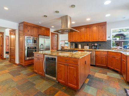 1897 Talbot Place, South Lake Tahoe, CA 96150 Photo