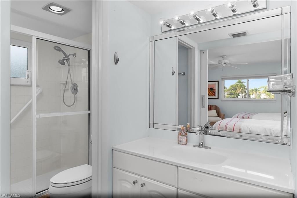 4150 Crayton Rd, Unit B6, Naples, FL 34103 Photo