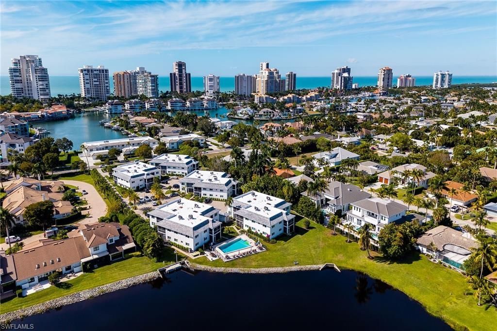 4150 Crayton Rd, Unit B6, Naples, FL 34103 Photo