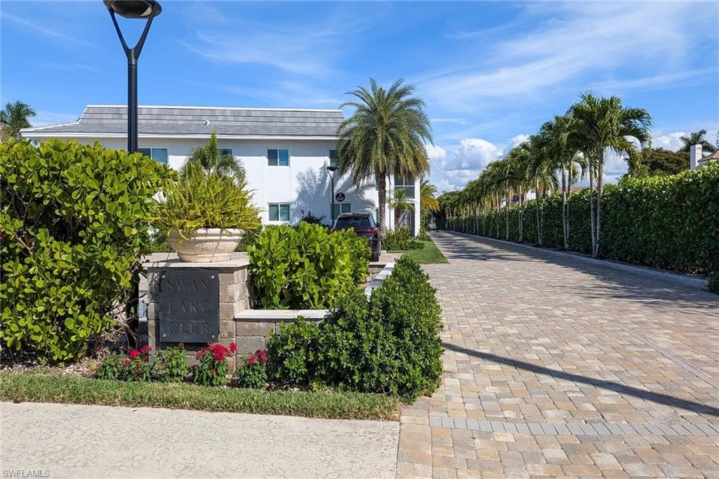 4150 Crayton Rd, Unit B6, Naples, FL 34103 Photo