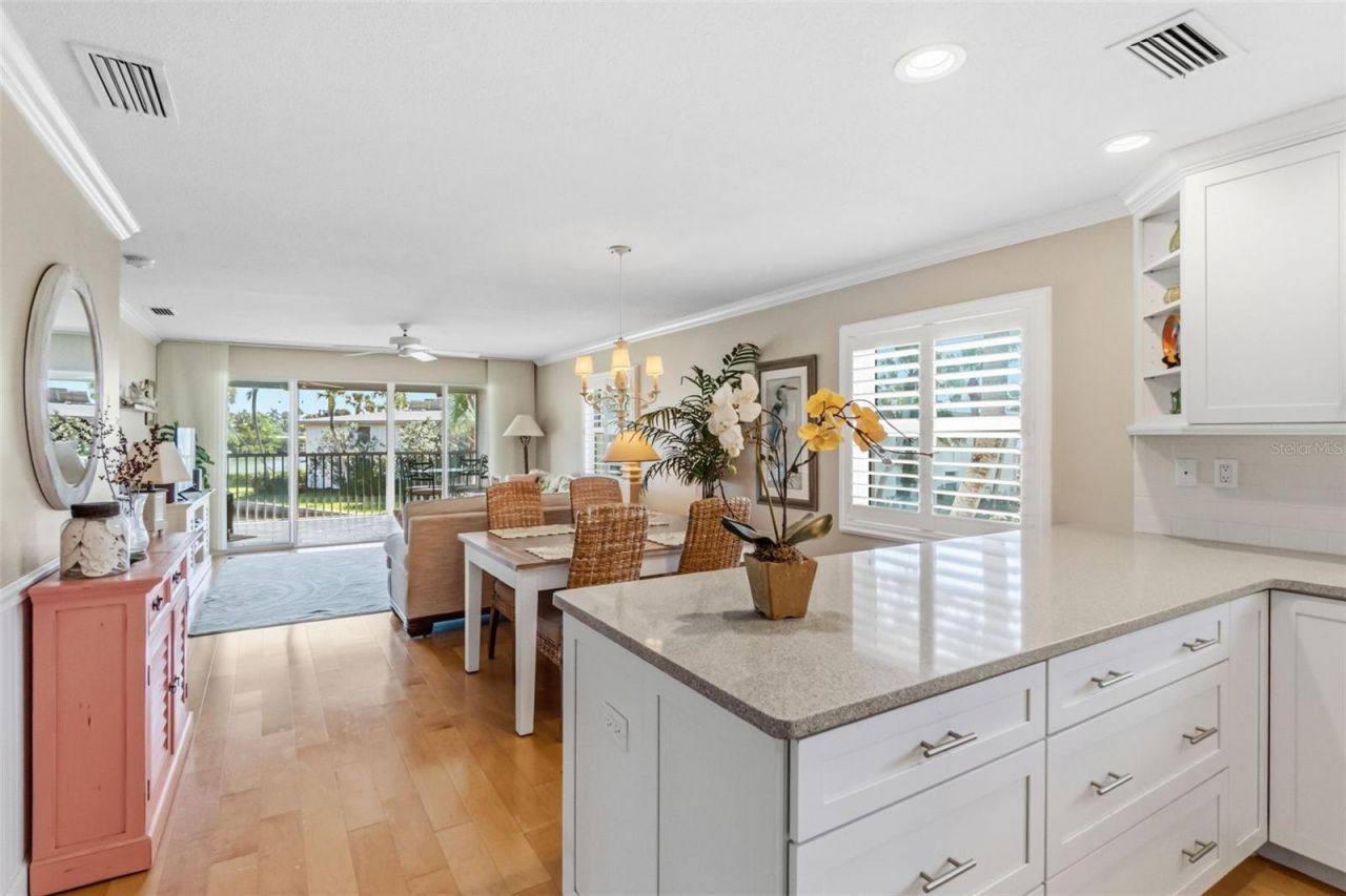 6750 Gulf Of Mexico Drive, Unit 151, Longboat Key, FL 34228 Photo